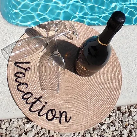 Gorgeous Lola With Private Heated Pool *